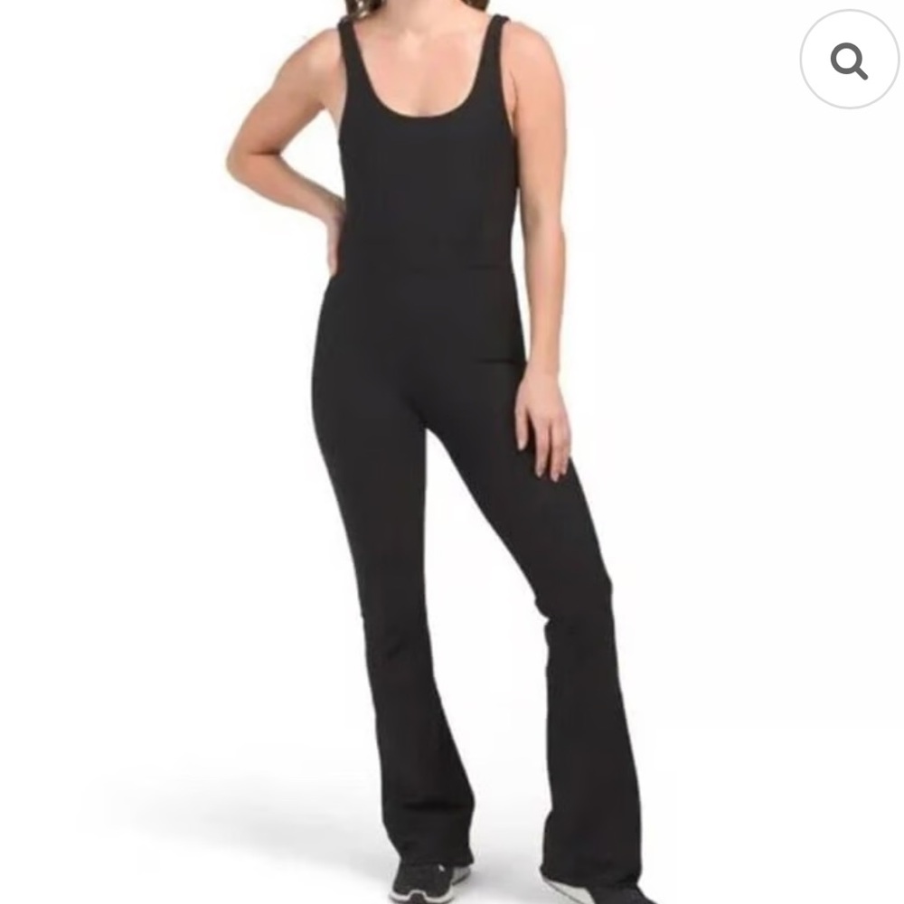 Wilo the Label Women Flare Jumpsuit Black